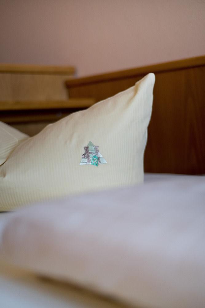 Rennsteighotel Herrnberger Hof Neuhaus am Rennweg Eksteriør bilde