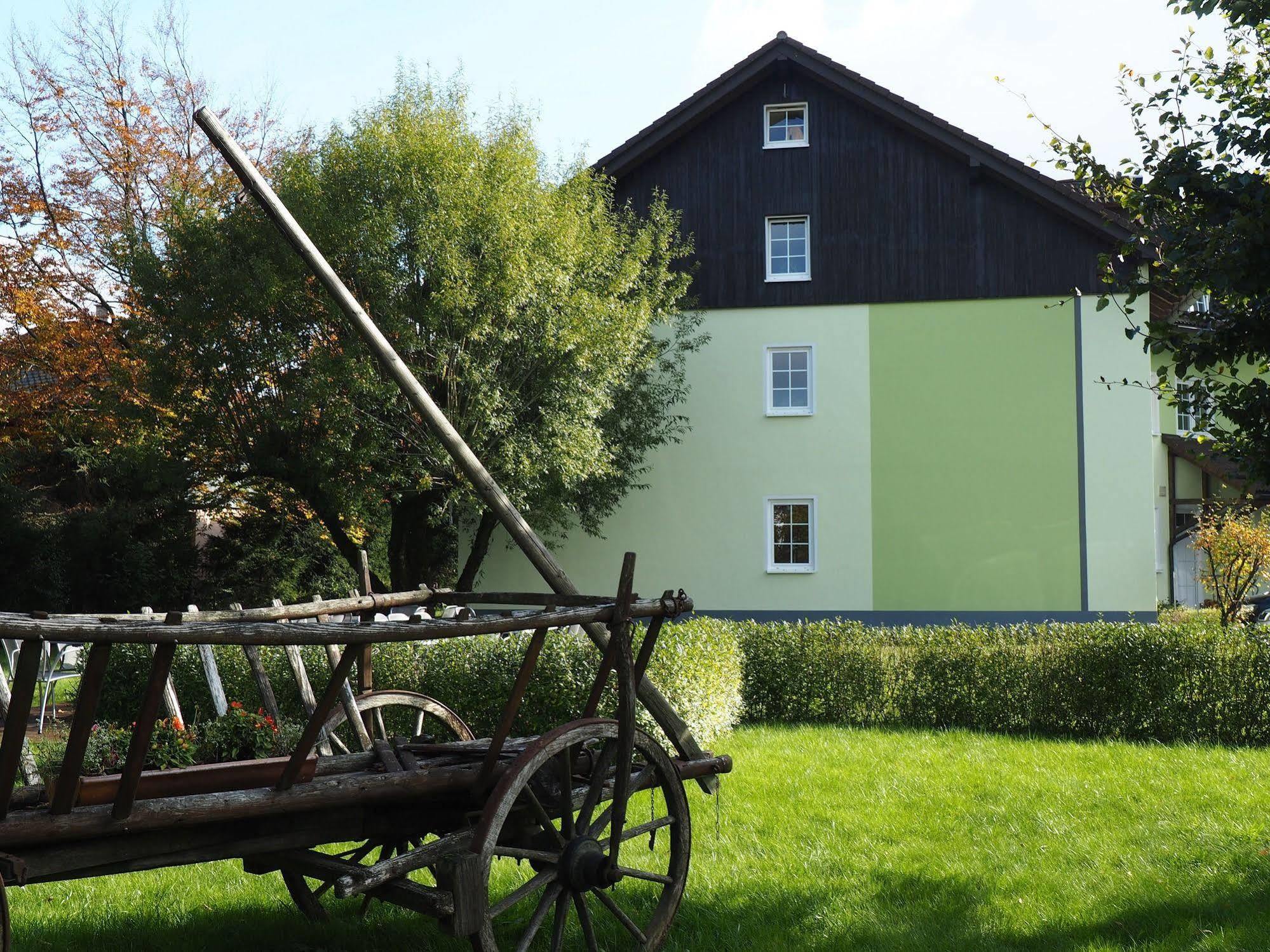 Rennsteighotel Herrnberger Hof Neuhaus am Rennweg Eksteriør bilde