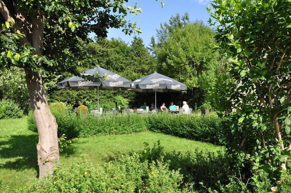 Rennsteighotel Herrnberger Hof Neuhaus am Rennweg Eksteriør bilde